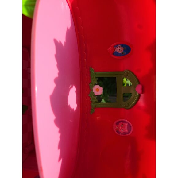 2008 Hasbro Strawberry Shortcake Playset Twirly Bird Berry Cafe Vintage 2000s - Picture 3 of 12